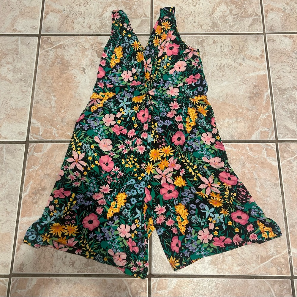 beachy summer flattering lightweight FLORAL tie waist romper